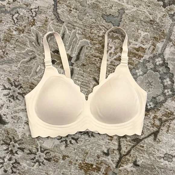 Momcozy Wireless Seamless T-Shirt Bra - Picture 2 of 5